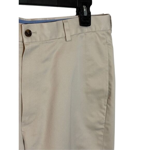 Brooks Brothers Lightweight Advantage Chino shorts - 33 - Picture 3 of 7